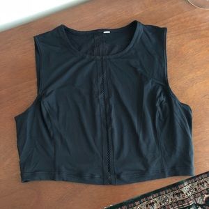 Lululemon Women’s Size 8 Black Crop Muscle Tee